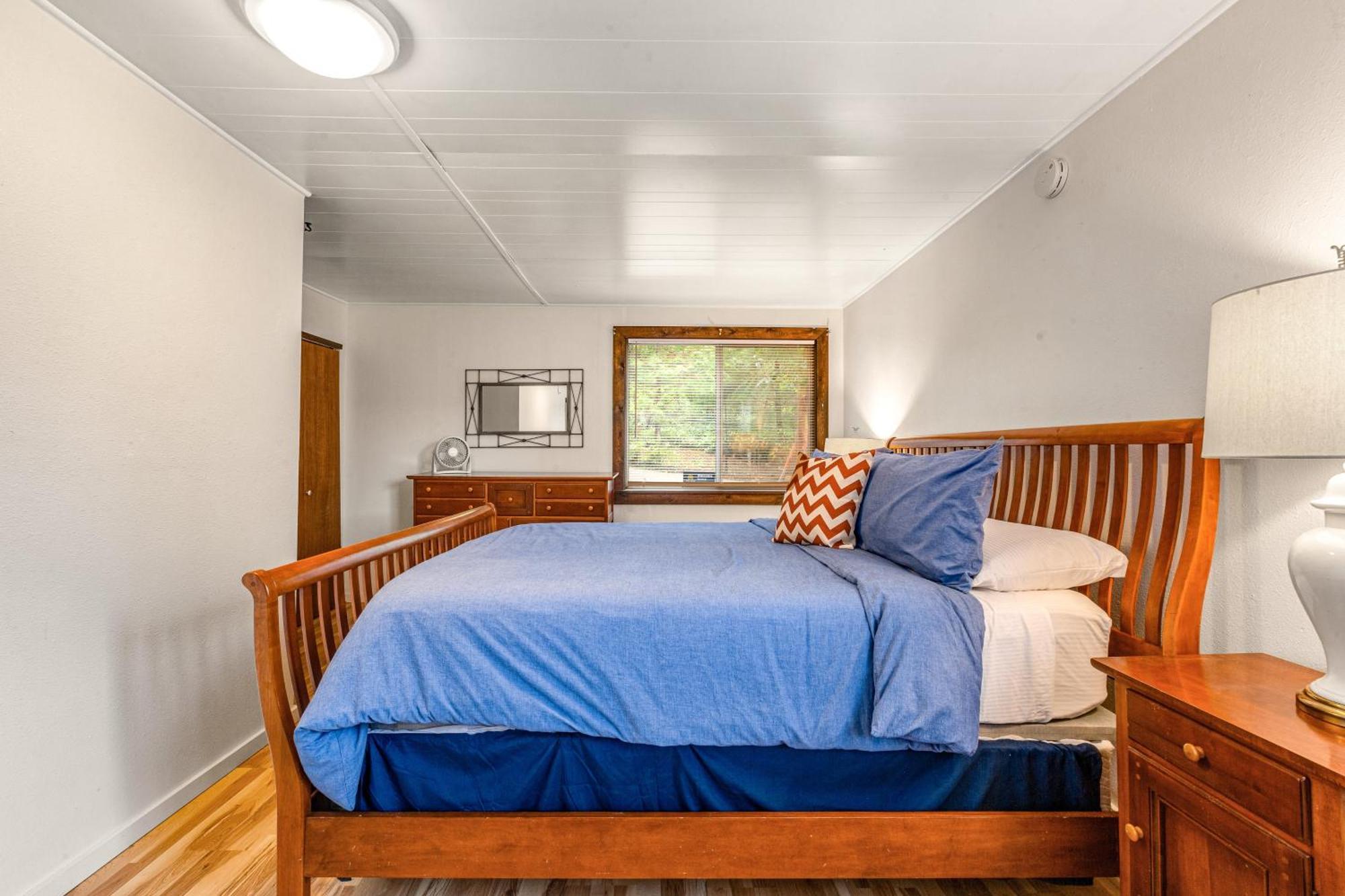 Seabeck Cottage On Hood Canal Екстер'єр фото
